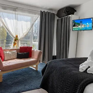 Centre Eden Apartment
